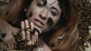 Hundred Waters - Fingers (Official Music Video)