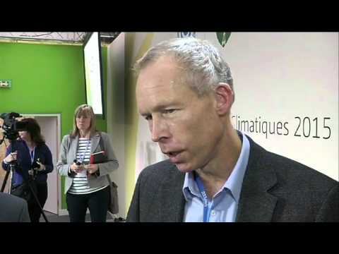 Kamp mot klockan vid klimatavtalet - Nyheterna (TV4)