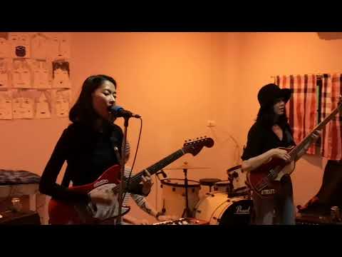 อวกาศ -​ Srisawaard live at Hongian Music Festival4 ห้องเล็ก