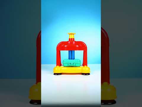 this toy had one job… surprise me #oddlysatisfying #toyhydraulics #macroASMR #toycore #colorpop