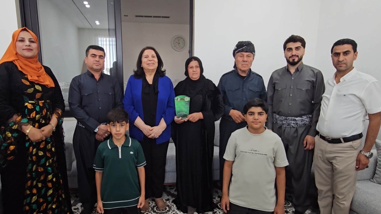 ڤیدیۆ | لە ساڵیادی دامەزراندنی یەكێتیدا خانەوادەی تێكۆشەر و كادرە كۆچكردووەكان بەسەردەكرێنەوە