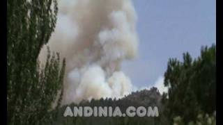 preview picture of video 'Combate de incendio forestal en Collado Mediano, Sierra de Guadarrama'