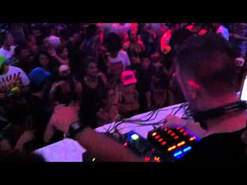 ANDRE BULJAT CLOSING SET AT AURA BEACH CLUB OPENING