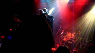 Dreadful Shadows - Courageous (live @ Eastend Berlin)