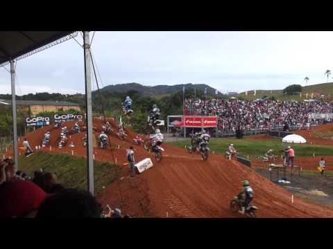 Largada MX1 e MX2 no Mundial de Motocross Brasil 2013