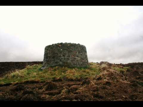 Harlaw sung by the Corries