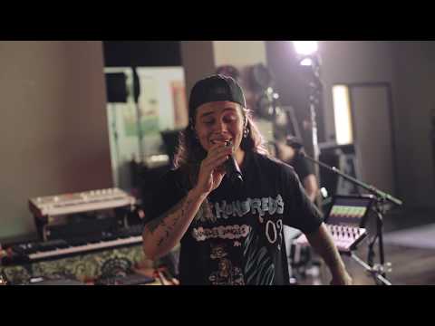 Tash Sultana - Cigarettes (Studio Jam Version)