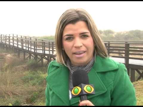 Tubarão - Carro atola em Imbituba