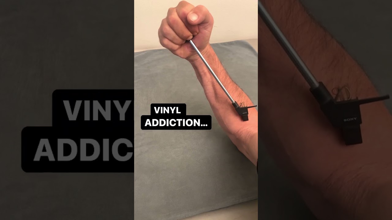 ADDICTED TO VINYL RECORDS!