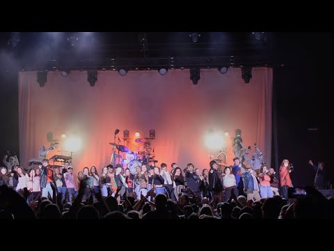 Here Come the Mummies- "My Party" Live  feat. Homestead High School's Class Royale.