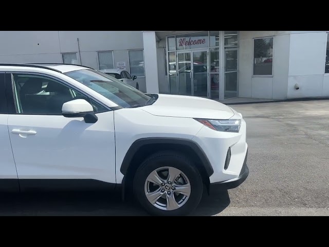 2022 Toyota RAV4 XLE AWD for sale in Cars & Trucks in Calgary