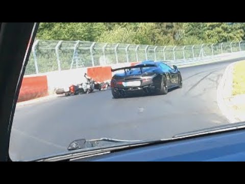 Motorcycle Crash Nordschleife 16 08 2020 - At Hatzenbach +- 2.10 min - 2nd lap of the day.