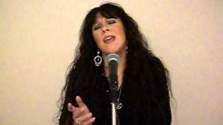 Cyndi Lauper's True Colours Sung By Sarah Middleton Woolley
