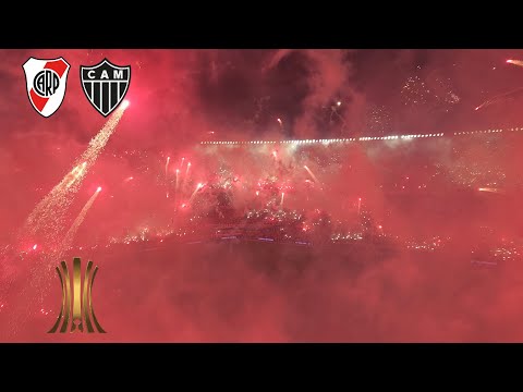 El mejor recibimiento en la historia del fútbol mundial. River Mineiro Libertadores 24 Semi vuelta
