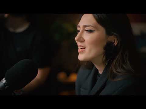 Valerie - Amy Winehouse (by Elena Puravu feat. Andrei Cerbu)