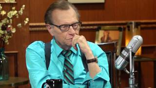 Does Simon Helberg Live in Charlie Sheen&#39;s House | Simon Helberg | Larry King Now - Ora TV