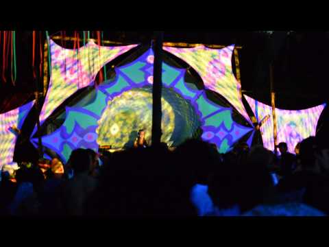 Thaty VS Goofrider @ Serendip Valley - 14 Março 2015 - Brazil