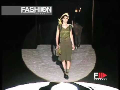 "E Play" Autumn Winter 2001 2002 Milano 1 of 4 pret a porter by FashionChannel
