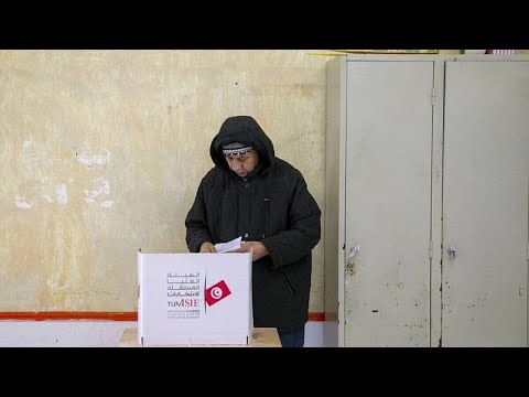 Tunisie : les pouvoirs réduits du Parlement n'ont attiré que 13% des électeurs