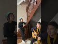 Ямочкалы жігіт пен қара қыз жандыдауыс голос құдалық т