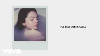 Musik-Video-Miniaturansicht zu Vulnerable Songtext von Selena Gomez