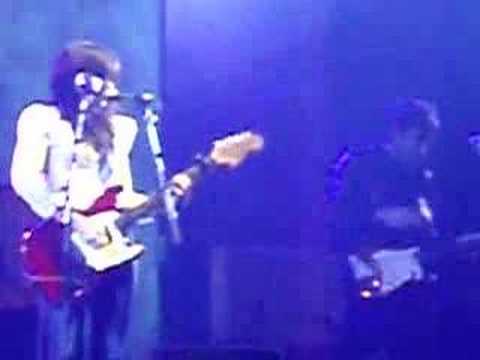 Howling Bells-This City Is Burning-Placebo Support