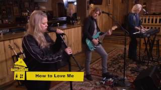 Live From Daryl's House - "How To Love Me"