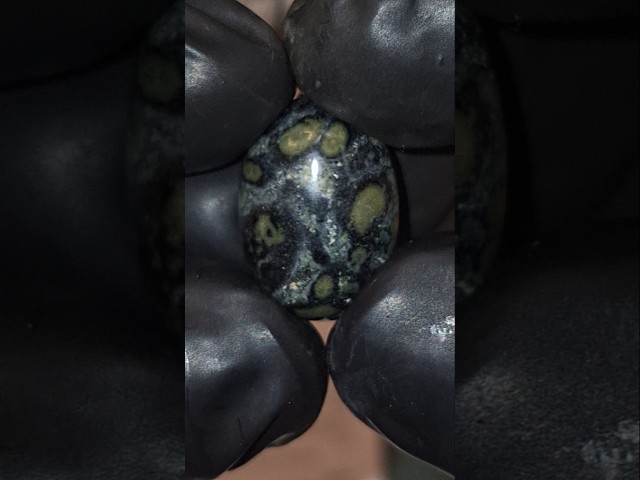 حجر جاسبر مصور طبيعي مفحوص و موثق بشهادة مختبر