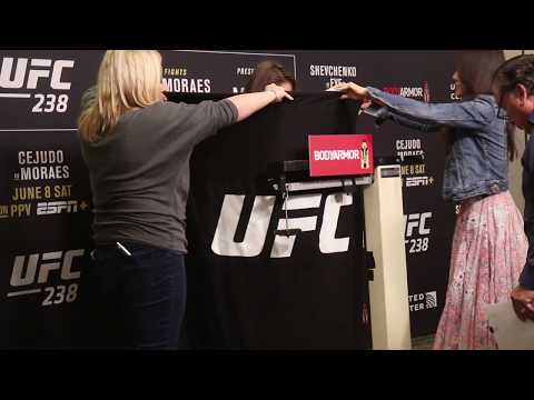 Jessica Eye needs towel but makes weight to face Valentina Shevchenko