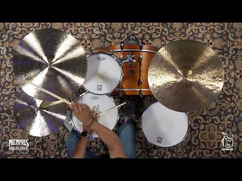 Istanbul Agop 19" Traditional Dark Crash Cymbal - 1566g (DC19-1033124P)