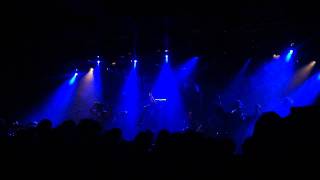 Austra-Young and gay-live @ Maroquinerie Paris -15 dec 2011.MP4