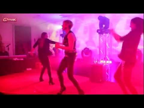 Q-Snowcase: Kate Ryan shuffelt