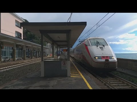 Incrocio treni,e464 368 Vivalto + ics,2 e414 dts,Framura,trains hunter,trainspotting,railways