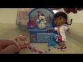 DOC MCSTUFFINS Disney Magical Talking Check Up Set Toys Video