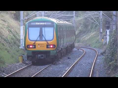 IE 29000 Class DMU 29121 4 Car Passing Sandycove And Glasthule With A Quick 2 Tone Horn