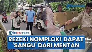 2 Mahasiswa Girang Ketemu Mentan, Menteri Amran Spontan Beri Uang sebagai Bentuk Dukungan