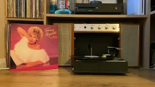 Tammy Wynette - If It Ain't Love