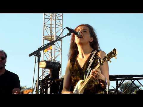 Neko Case - Hold On, Hold On - Live - Coachella