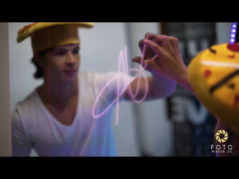 Foto Mirror US video.