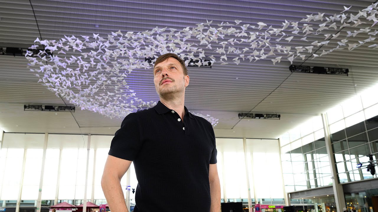 Michael Pendry: Les Colombes | IF: MK 2025