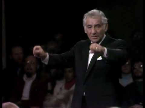 Stravinsky - Mass (Credo) | Leonard Bernstein - English Bach Festival Orchestra