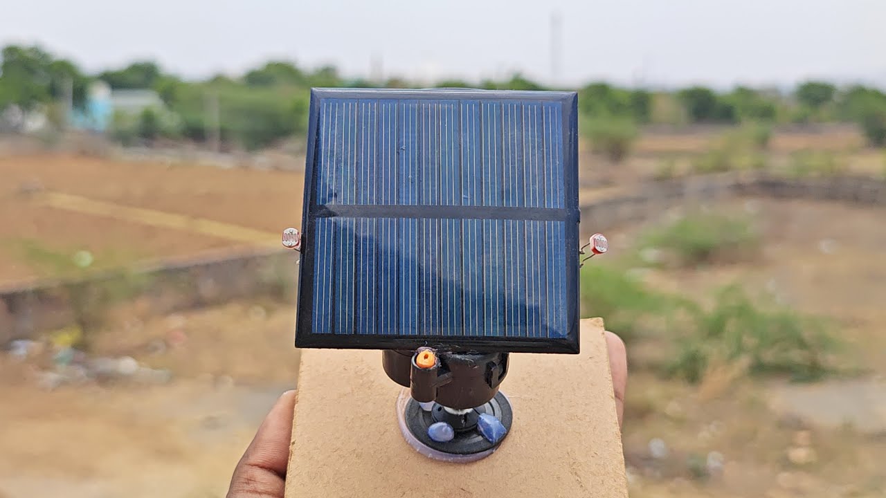 DIY 360° Solar Tracker Circuit | Boost Solar Panel Efficiency with Smart Motion Control! 🌞🔁