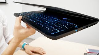 Acer Predator Triton 700 PT715-51 - відео 1
