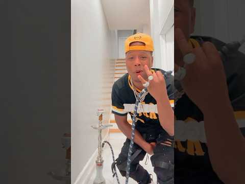 Moshine The Don Back On His HOOKAH Vibes 💨💨🔥