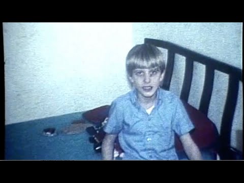 Mike Viola - "That Seems Impossible Now" [OFFICIAL VIDEO]