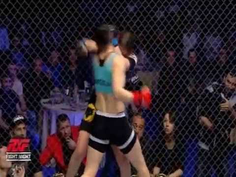 Crazy MMA Girls Fight