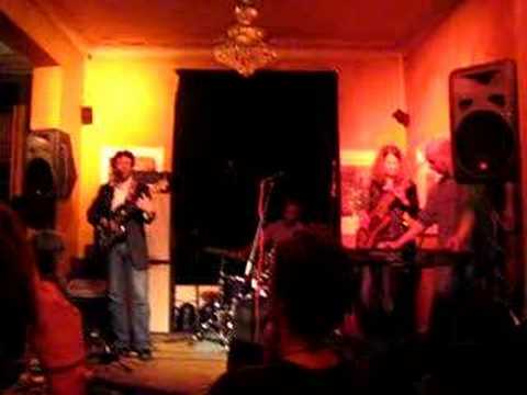 Don't tell Mama - I'm on the road (Garbaty, Berlin)