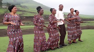 KINYWA CHANGU - Kwaya Kuu Ya Mt Cesilia Arusha - T