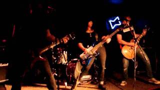 MUSCLECAH - Kick Out The Jams [MC5] / What Love Is [Dead Boys] LIVE @ the Raven 2/18/12