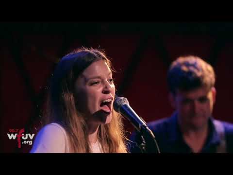 Jade Bird - I Get No Joy (Live at Rockwood Music Hall)
Jade Bird - I Get No Joy (Live at Rockwood Music Hall)